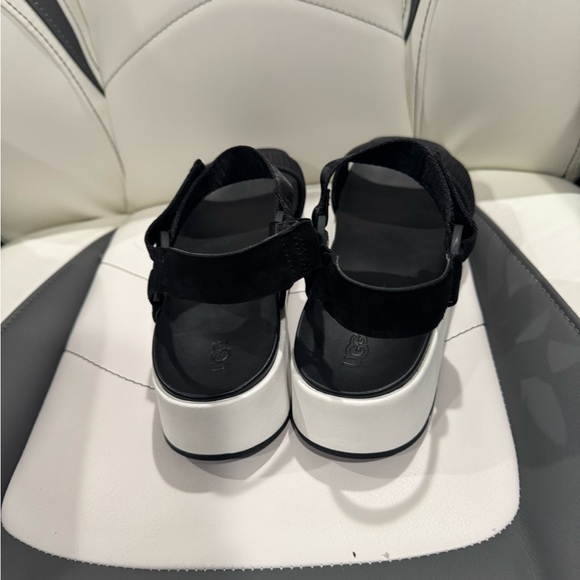 UGG Aissa Platform Sandal Size 11 - Picture 6 of 7